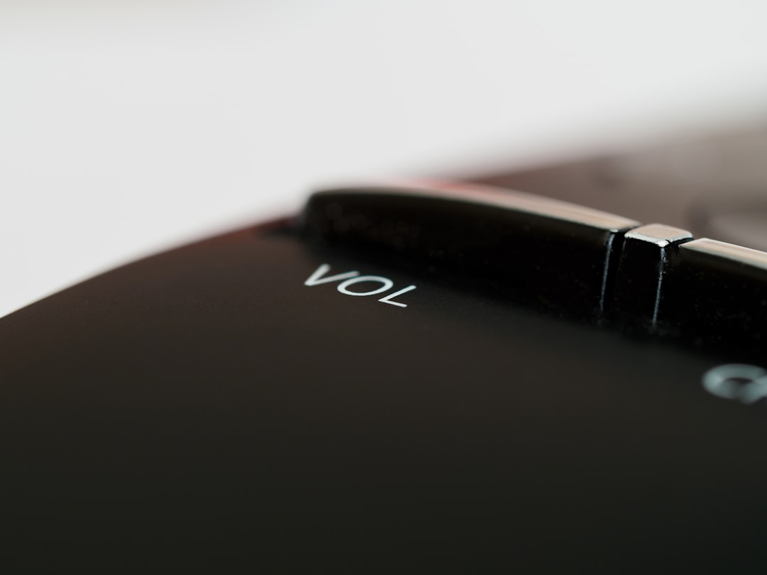 close up, bokeh, macro, blur, blurred background, close focus, samsung, samsung 4k, samsung television, remote control, buttons, remote, volume button